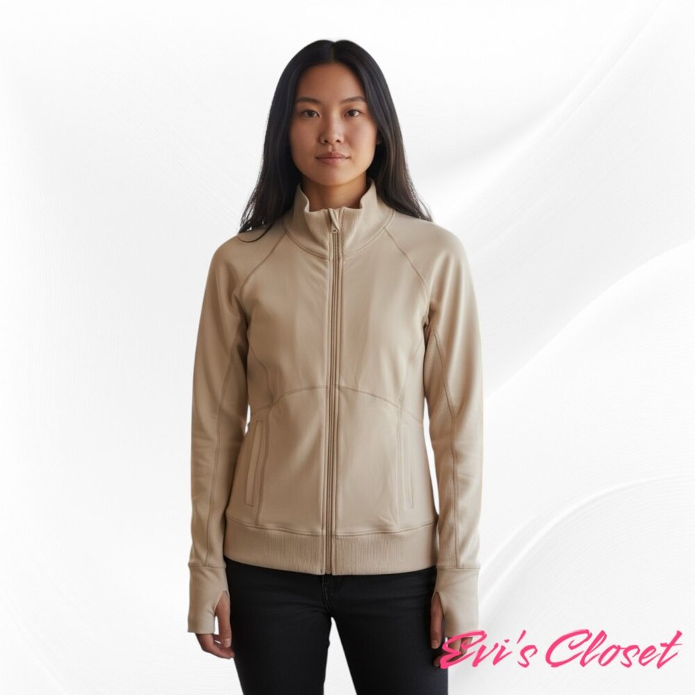 BCBG Paris LightWeight Athletic  Zip Up Track Jacket 2 Pockets Cream. Sz L NWT